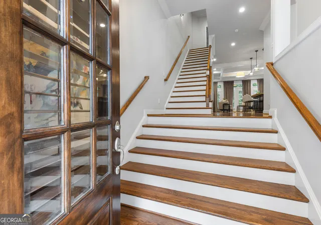 Photo 3 of Townhouse for sale at 3671 Manor Brook Ter Ne, Atlanta, GA 30319 | MLS# 10823119 | Listing updated on 2026-10-01