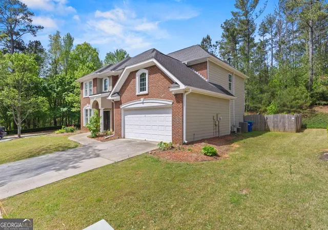Photo 4 of Single family home for sale at 3713 The Great Dr, Atlanta, GA 30349 | MLS# 10735370 | Listing updated on 2026-08-11