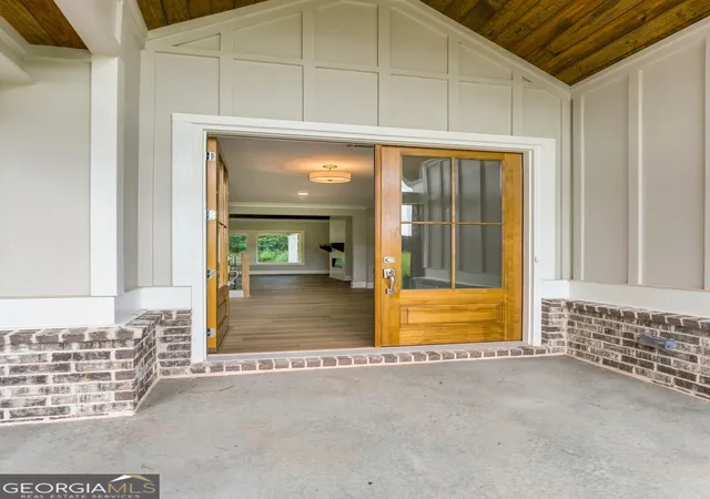 Photo 3 of Single family home for sale at 133 Twin Oaks Dr, Hampton, GA 30228 | MLS# 10799804 | Listing updated on 2026-08-26
