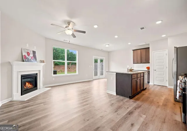 Photo 4 of Townhouse for sale at 3645 Prospect Point Dr, Oakwood, GA 30566 | MLS# 10800654 | Listing updated on 2026-08-21