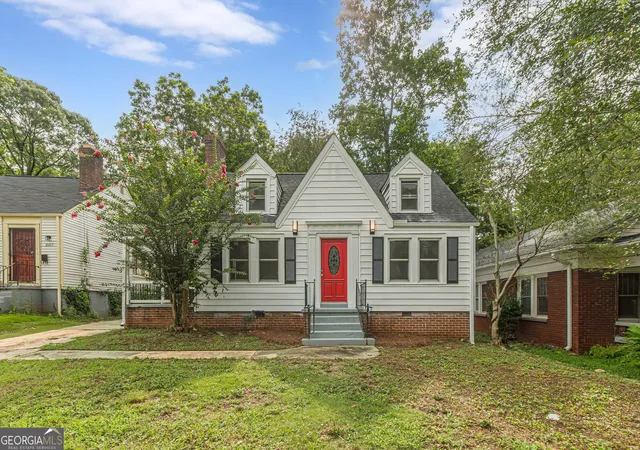 Photo 3 of Single family home for sale at 1553 Sylvan Rd SW, Atlanta, GA 30310 | MLS# 10801340 | Listing updated on 2026-09-07