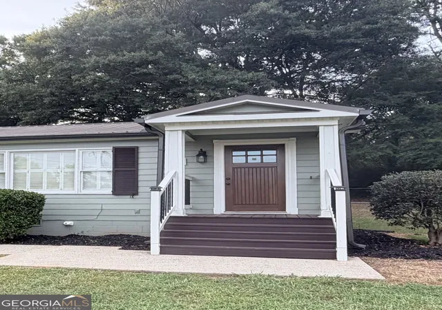 Photo 2 of Single family home for sale at 604 Lynn Ave, Jefferson, GA 30549 | MLS# 10835652 | Listing updated on 2026-09-08