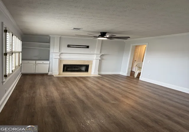 Photo 3 of Single family home for sale at 604 Lynn Ave, Jefferson, GA 30549 | MLS# 10835652 | Listing updated on 2026-09-08