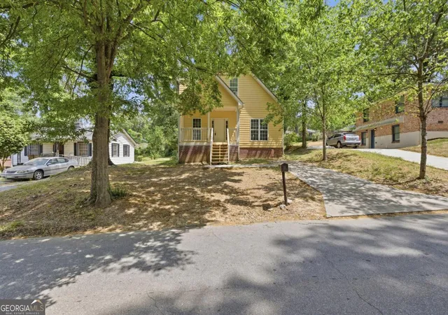 Photo 1 of Single family home for sale at 845 Mildred Pl Nw, Atlanta, GA 30318 | MLS# 10826666 | Listing updated on 2026-08-29