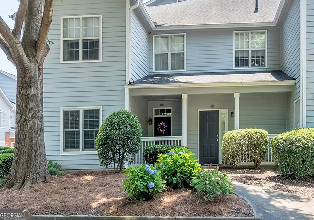 1st image of 1002 Vinings Forest Ln Se #10, Smyrna, GA 30080 | MLS# 10721703