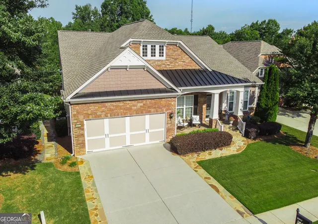 Photo 2 of Sale Pending at 6417 Hickory Springs Cir, Hoschton, GA 30548 | MLS# 10785568 | Listing updated on 2026-08-06