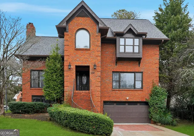 Photo 3 of Single family home for sale at 2441 Kings Ct Ne, Atlanta, GA 30345 | MLS# 10826733 | Listing updated on 2026-08-29