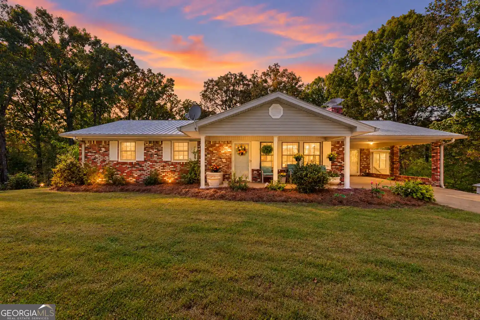 Single family home for sale at 4655 Eston Smith Rd, Gainesville, GA 30506 | MLS# 10881623