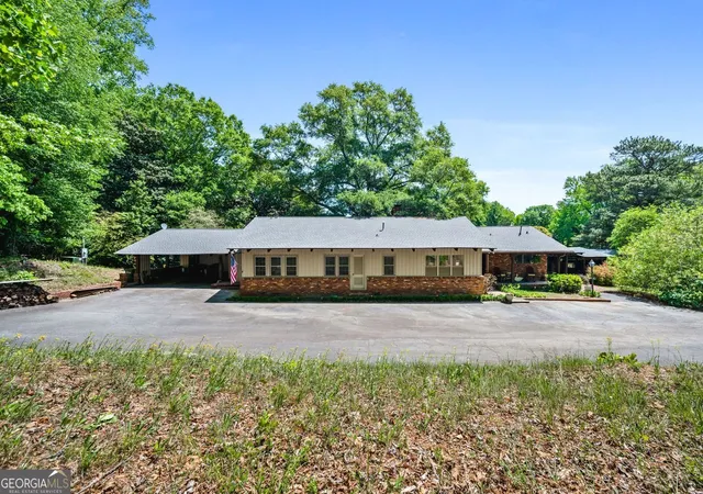 2nd image of 868 Powder Springs St, Marietta, GA 30064 | MLS# 10723571