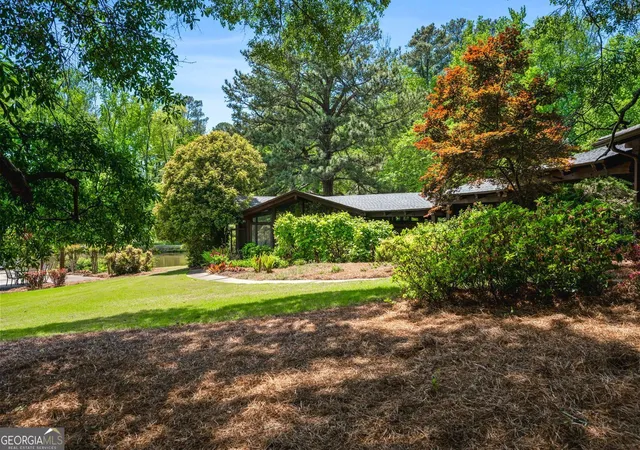 63rd image of 868 Powder Springs St, Marietta, GA 30064 | MLS# 10723571