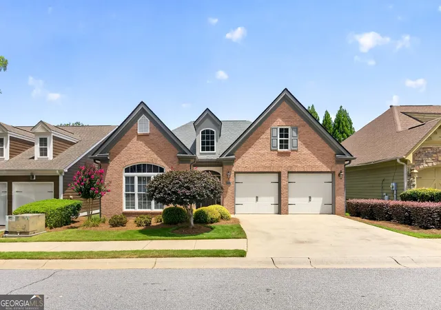 Homes for sale in Fayetteville, GA | 555 Grand Teton Cir, Fayetteville, GA 30215 | MLS# 10803375