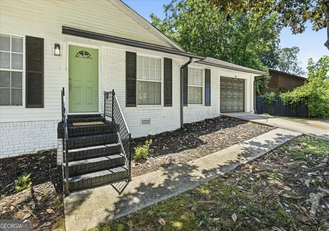 Photo 3 of Single family home for sale at 83 Sunset Lane, Newnan, GA 30263 | MLS# 10834264 | Listing updated on 2026-09-16