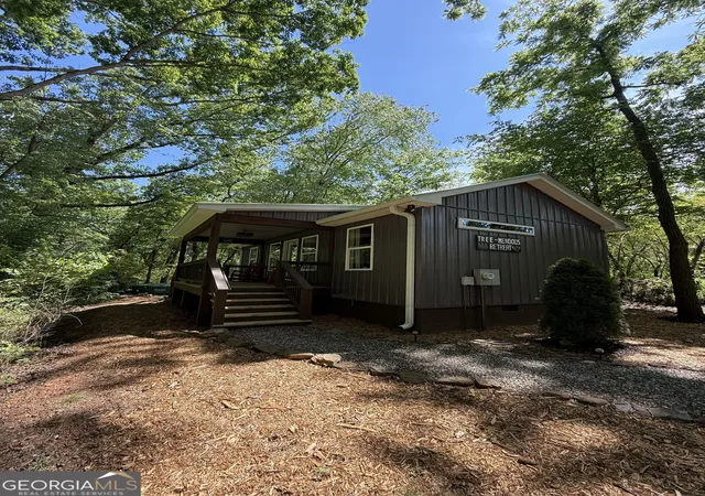 Homes for sale in Mount Airy, GA | 110 Cody Rd, Mount Airy, GA 30563 | MLS# 10768825