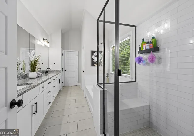 Photo 3 of Single family home for sale at 202 Jefferson Ave, Canton, GA 30114 | MLS# 10835203 | Listing updated on 2026-09-11