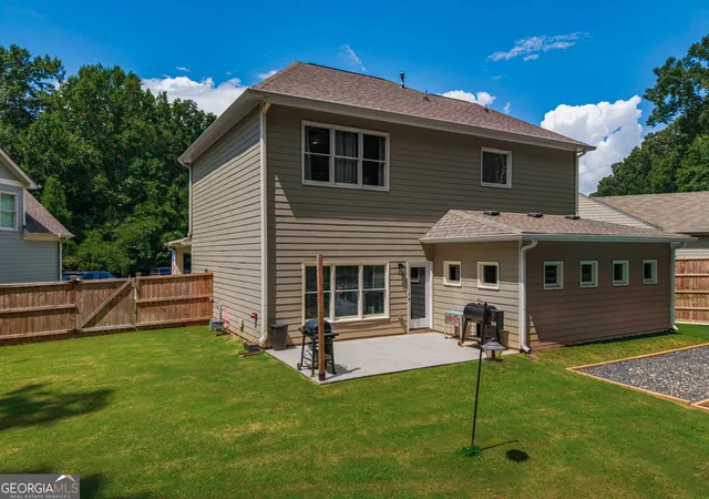 Photo 4 of Single family home for sale at 202 Jefferson Ave, Canton, GA 30114 | MLS# 10835203 | Listing updated on 2026-09-11