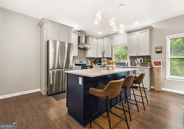 Photo 2 of Townhouse for sale at 573 Ira St Sw, Atlanta, GA 30312 | MLS# 10835597 | Listing updated on 2026-09-11
