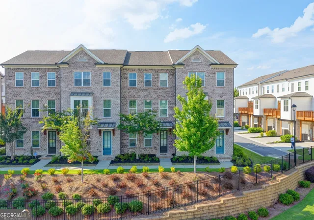 Photo 2 of Townhouse for sale at 3997 Knox Park Overlook, Duluth, GA 30097 | MLS# 10733405 | Listing updated on 2026-08-04