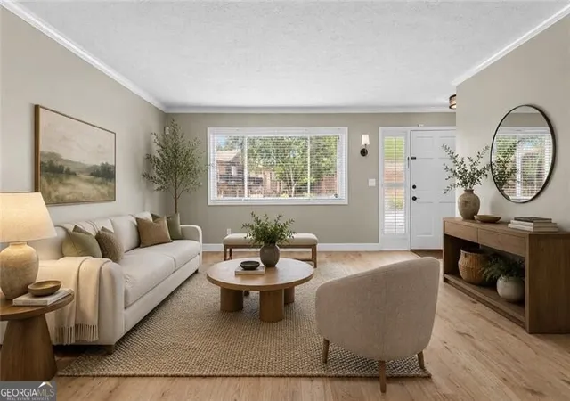 2nd image of 120 Biscayne Dr Nw #A6, Atlanta, GA 30309 | MLS# 10791375
