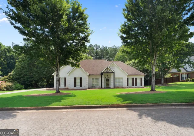 2nd image of 178 Ashley Dr, Mcdonough, GA 30252 | MLS# 10803681