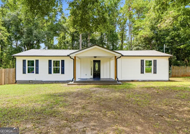 1st image of 900 Swint Rd, Griffin, GA 30224 | MLS# 10827000
