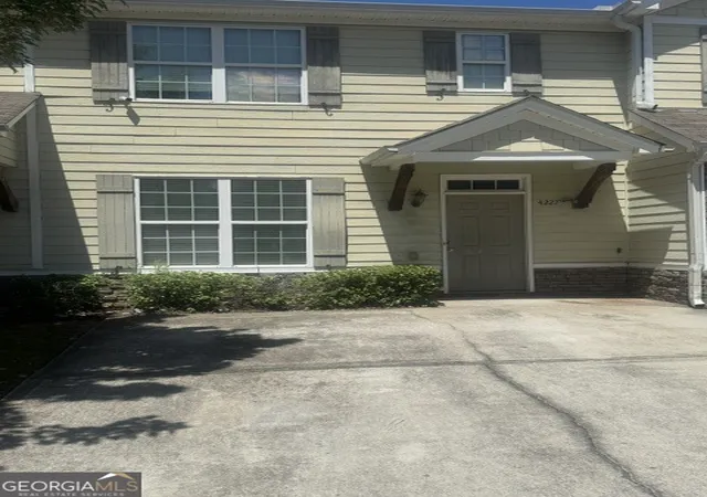 3rd image of 4227 High Park Ln, Atlanta, GA 30344 | MLS# 10774457