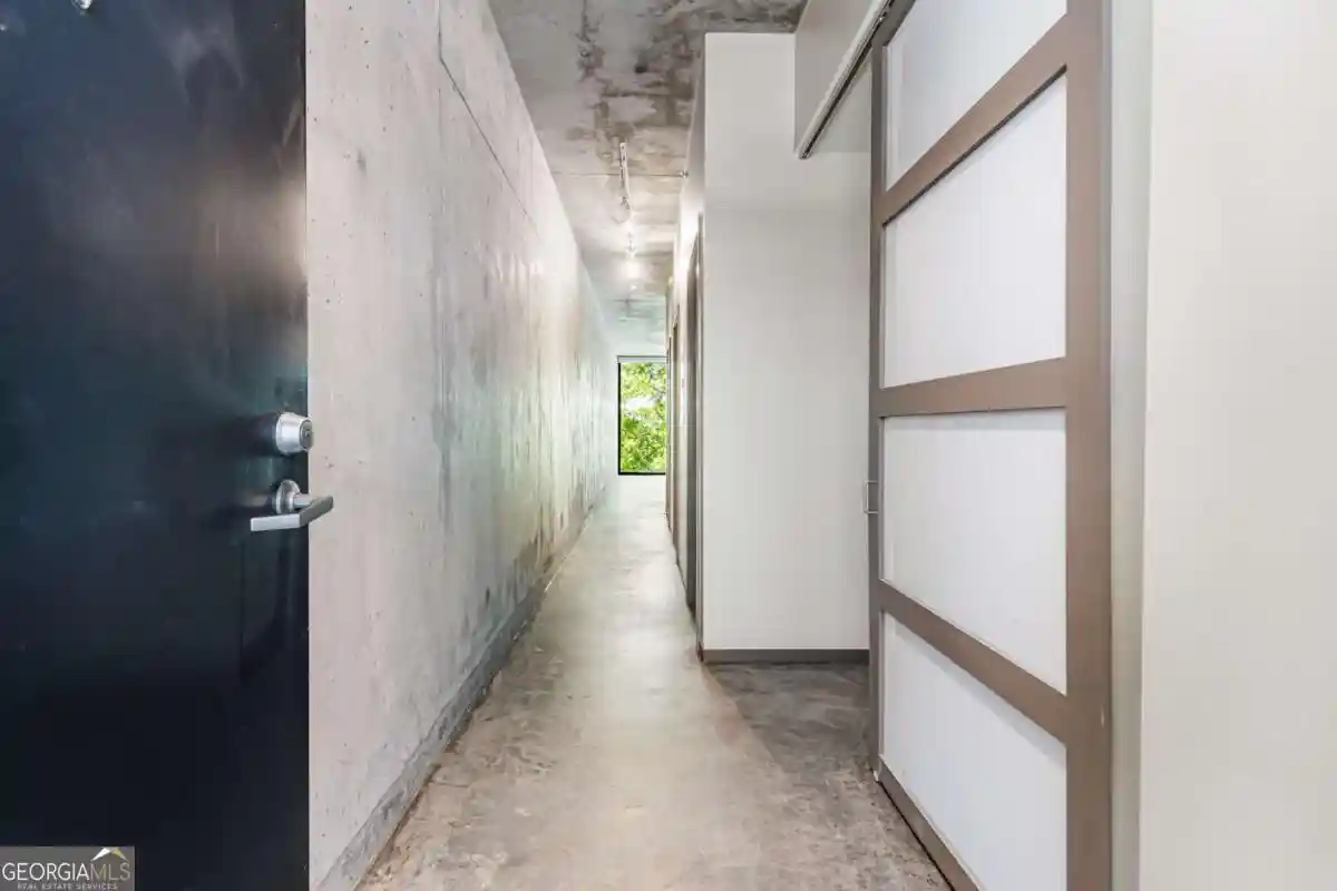 Listing Photo 2 - Condo for sale in 480 John Wesley Dobbs Ave Ne located at 480 John Wesley Dobbs Ave Ne, Atlanta, GA 30312 - Unit #422