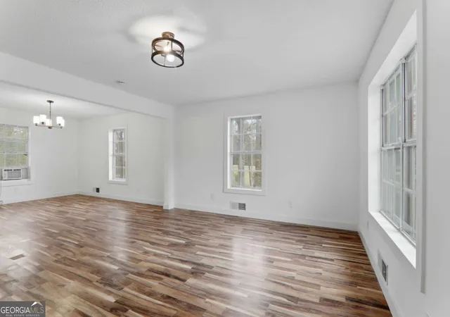 Photo 3 of Single family home for sale at 4361 Ben Hl Rd, Lithia Springs, GA 30122 | MLS# 10721857 | Listing updated on 2026-04-26