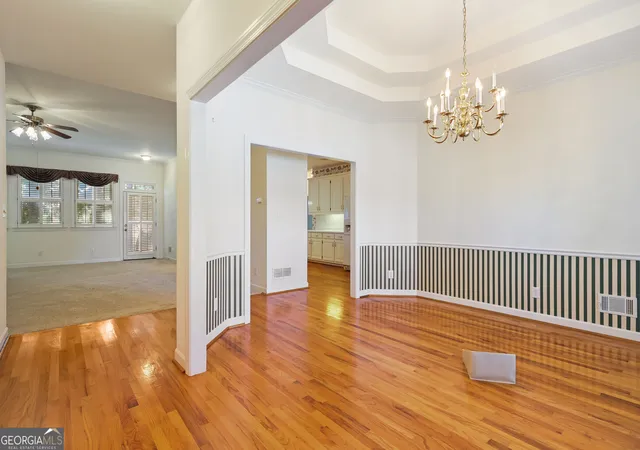 Photo 3 of Single family home for sale at 4050 Somerset Rdg, Mcdonough, GA 30253 | MLS# 10835681 | Listing updated on 2026-10-10