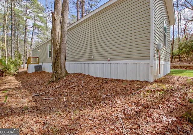 Photo 3 of Manufactured home for sale at 83 Fernwood Dr, Fayetteville, GA 30214 | MLS# 10832061 | Listing updated on 2026-09-07