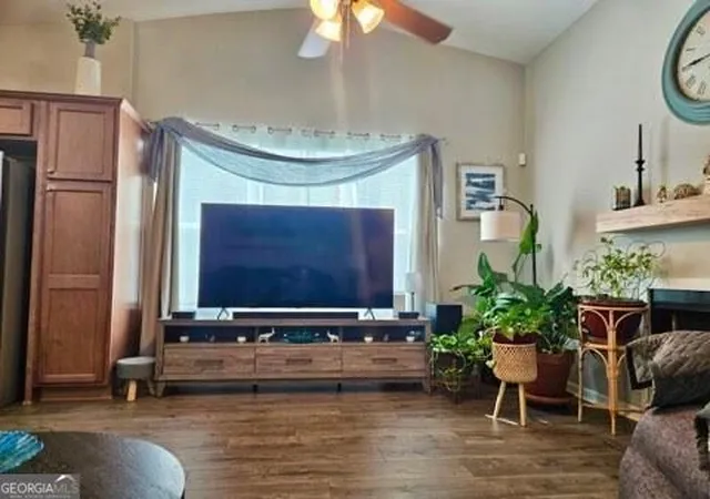 Photo 3 of Single family home for sale at 7015 Parkside Ct, Austell, GA 30106 | MLS# 10828611 | Listing updated on 2026-09-28