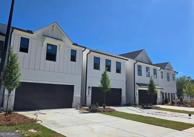 3rd image of 7357 Mulberry Trace Ln #LOT 161, Flowery Branch, GA 30542 | MLS# 10650011