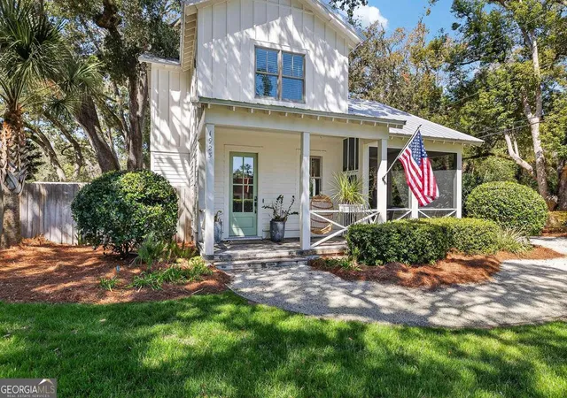 1st image of 1925 Frederica Rd, St. Simons, GA 31522 | MLS# 10798670