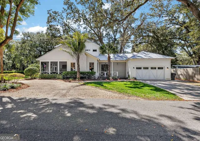48th image of 1925 Frederica Rd, St. Simons, GA 31522 | MLS# 10798670