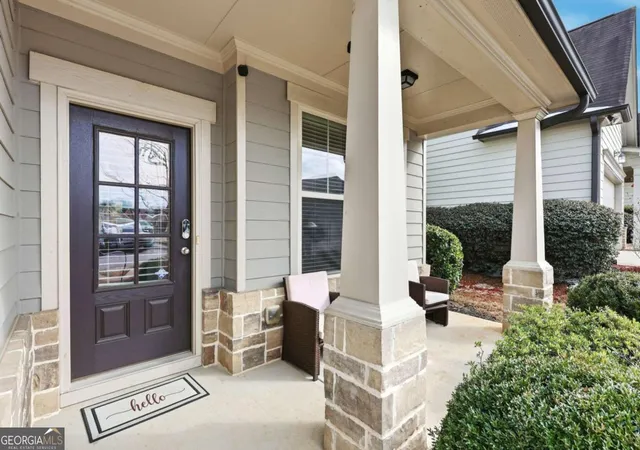 4th image of 5907 Waterway Pl, Flowery Branch, GA 30542 | MLS# 10684075