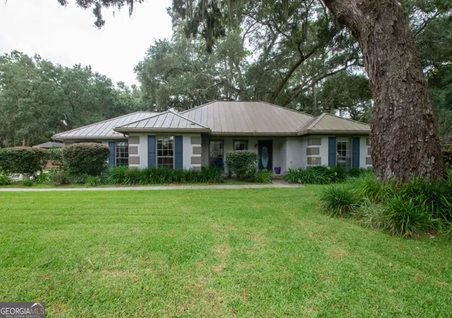 2nd image of 49 River Bend Dr, Saint Marys, GA 31558 | MLS# 10819968