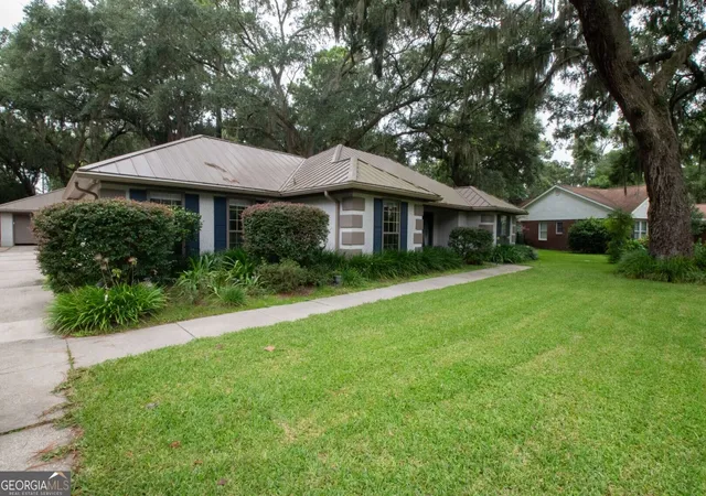 Photo 3 of Sale Pending at 49 River Bend Dr, Saint Marys, GA 31558 | MLS# 10819968 | Listing updated on 2026-08-27