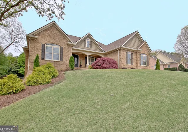 Photo 2 of Mansion for sale at 100 Wickham Dr, Tyrone, GA 30290 | MLS# 10825827 | Listing updated on 2026-09-10
