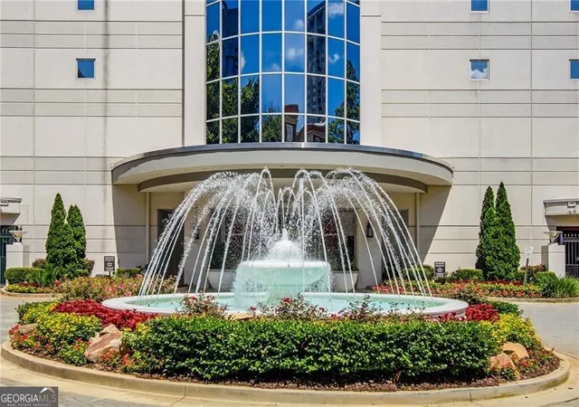 Photo 2 of Condo for sale at 2828 Peachtree Rd Nw #2402, Atlanta, GA 30305 | MLS# 10789663 | Listing updated on 2026-09-13