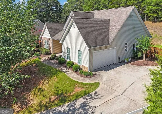 Photo 3 of Single family home for sale at 4337 Shag Bark Trl, Gainesville, GA 30507 | MLS# 10829708 | Listing updated on 2026-09-26