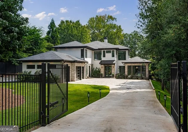 Photo 1 of Mansion for sale at 2873 Osborne Rd, Brookhaven, GA 30319 | MLS# 10834795 | Listing updated on 2026-09-11