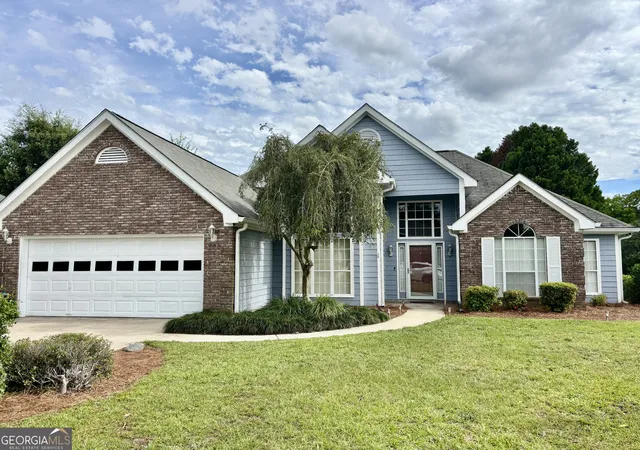 Homes for sale in Warner Robins, GA | 207 Pebblebrook E, Warner Robins, GA 31088 | MLS# 10789567