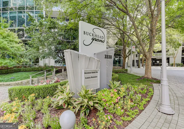 2nd image of 3338 Peachtree Rd Ne #APT 2006, Atlanta, GA 30326 | MLS# 10829857
