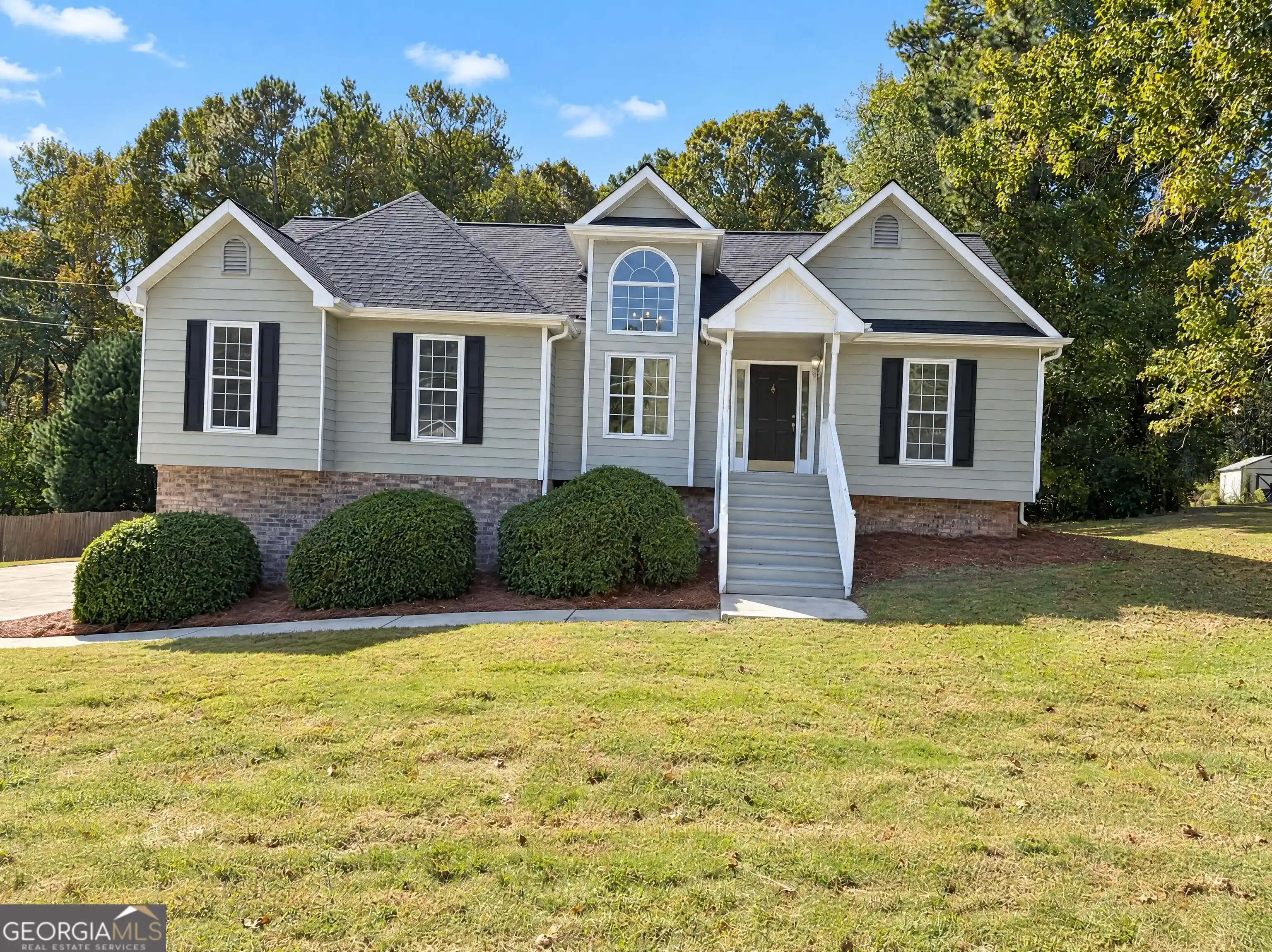 Photo 1 of Single family home for sale at 8619 Foxridge Dr, Winston, GA 30187 | MLS# 10881915 | Listing updated on 2026-10-30
