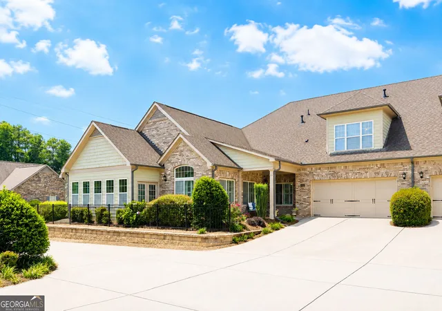 1st image of 6129 Brookhaven Cir, Johns Creek, GA 30097 | MLS# 10818145