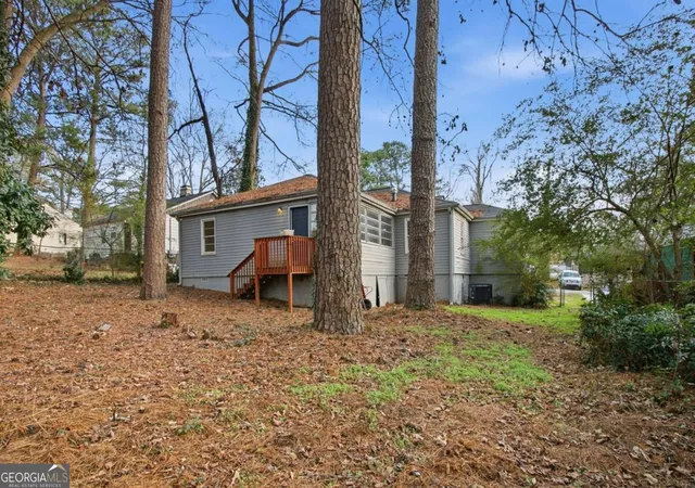 Homes for sale in Atlanta, GA | 1333 Lynford Dr Sw, Atlanta, GA 30310 | MLS# 10680303