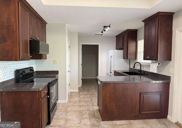 5th image of 4125 Springruff Dr, Valdosta, GA 31602 | MLS# 10718437