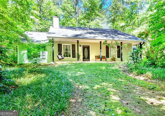 Photo 1 of Single family home for sale at 175 Ashley Crk Dr, Newnan, GA 30263 | MLS# 10769175 | Listing updated on 2026-09-20