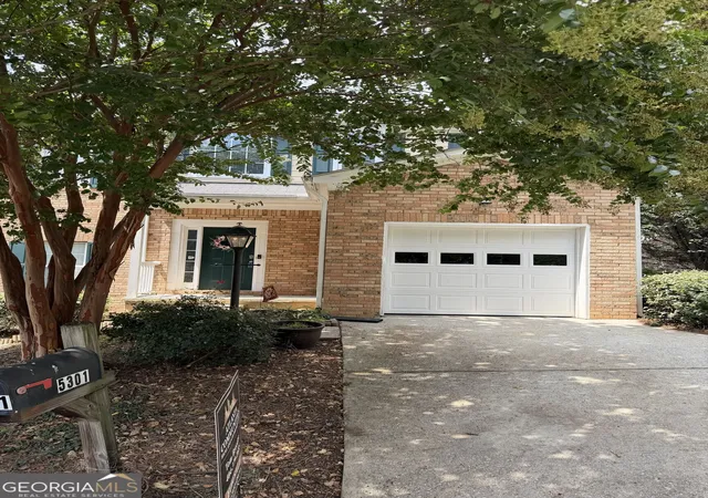 2nd image of 5301 Pinnacle Peak Ln, Norcross, GA 30071 | MLS# 10779046