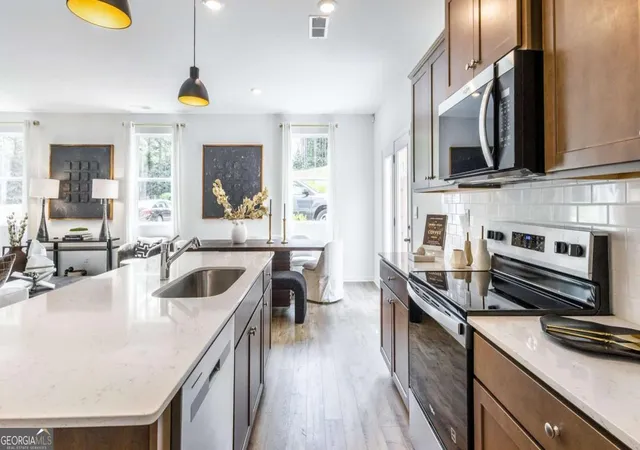 1st image of 3099 Yellowhammer Dr, Marietta, GA 30064 | MLS# 10815981