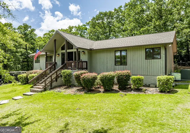 Homes for sale in Milledgeville, GA | 118 Pinecrest Dr Ne, Milledgeville, GA 31061 | MLS# 10792687